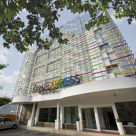 Zuri Express Hotel Pekanbaru Kültér fotó