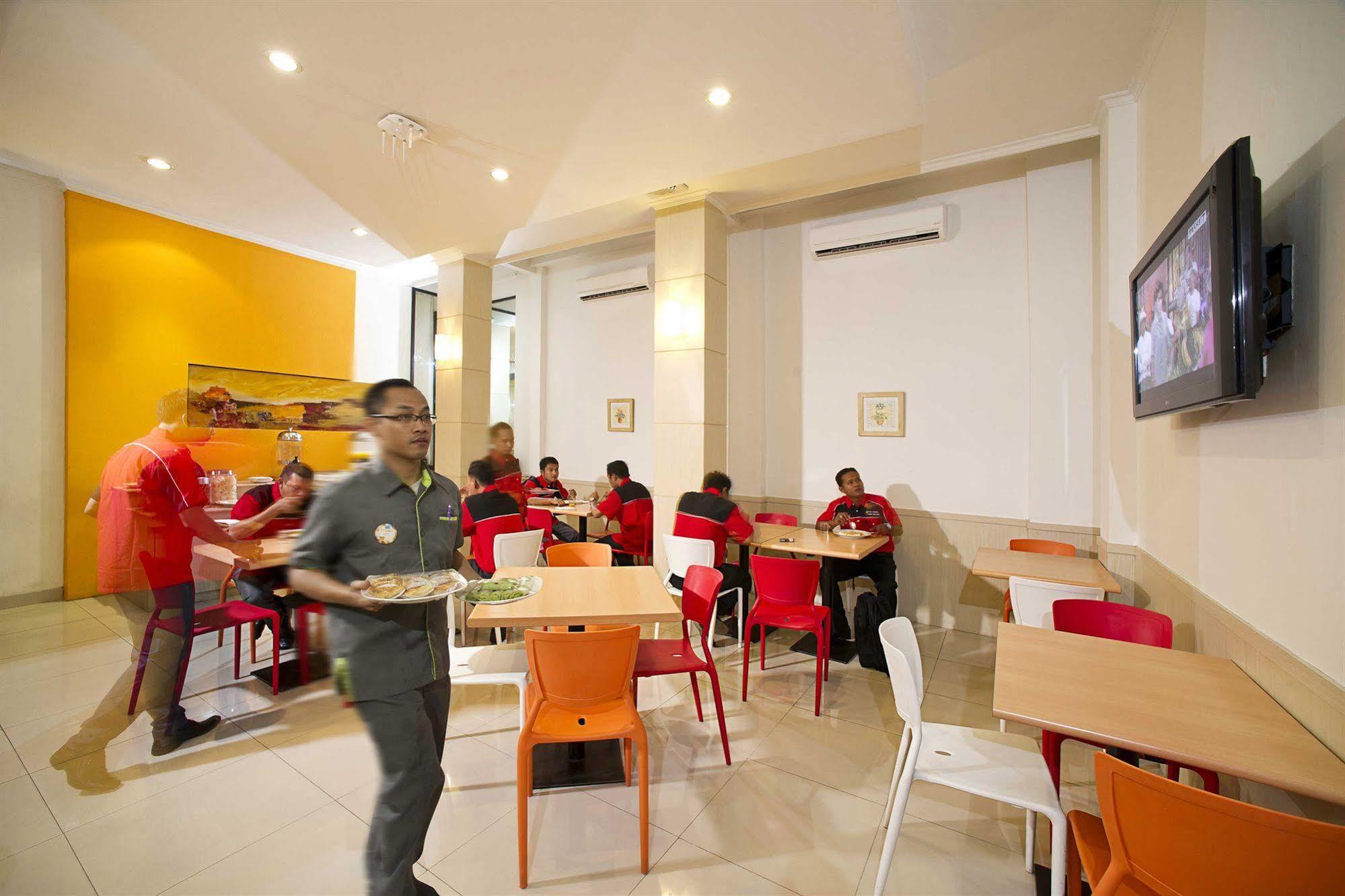 Zuri Express Hotel Pekanbaru Kültér fotó